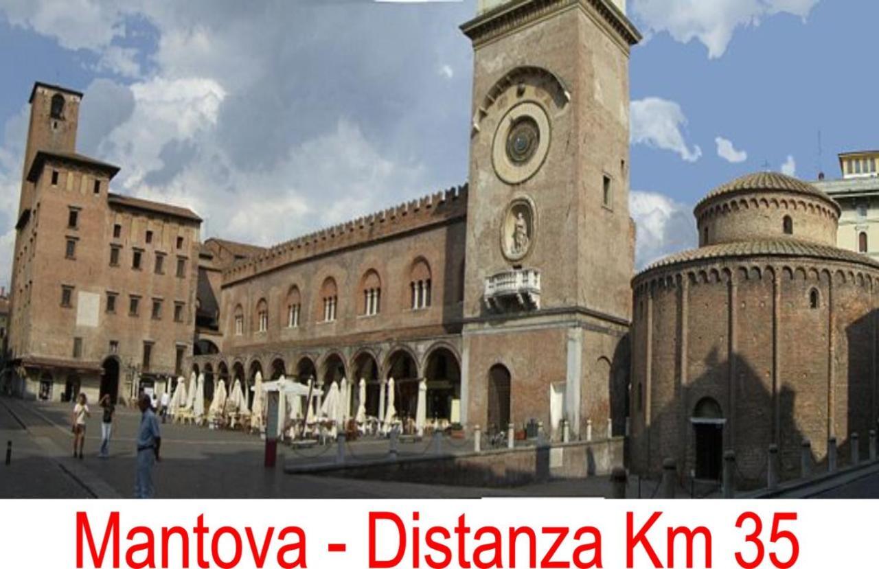 Appartamento "Il Vicolo" Peschiera del Garda Bagian luar foto