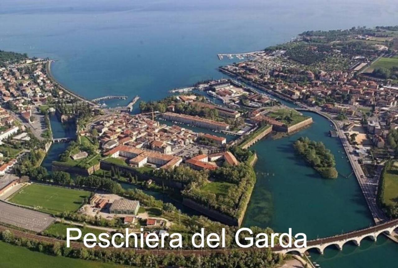 Appartamento "Il Vicolo" Peschiera del Garda Bagian luar foto